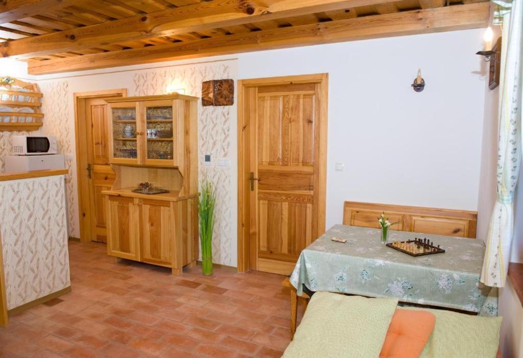 Ferienwohnung Planinca -Hisa Z Razgledom Smarje pri Jelsah Exterior foto